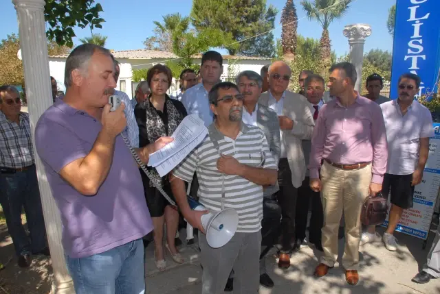 Aliağa Demokrasi Platformu'ndan Basın Açıklaması