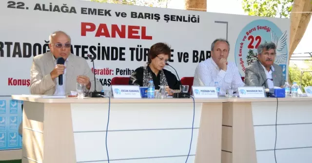 Ortadoğu Ateşinde Türkiye ve Barış Paneli