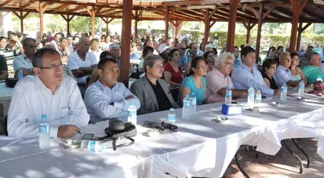 Ortadoğu Ateşinde Türkiye ve Barış Paneli