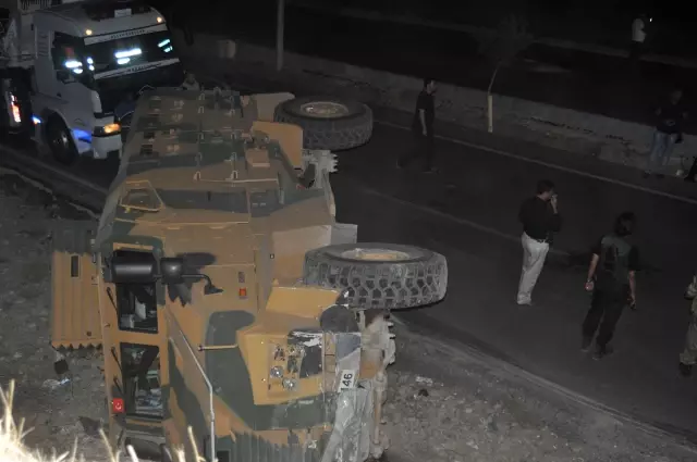 Askeri Araç Kaza Yaptı: 5 Yaralı