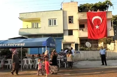 Şehit Olmasaydı 3 Ay Sonra Baba Olacaktı Şehit Olmasaydı 3 Ay Sonra Baba Olacaktı