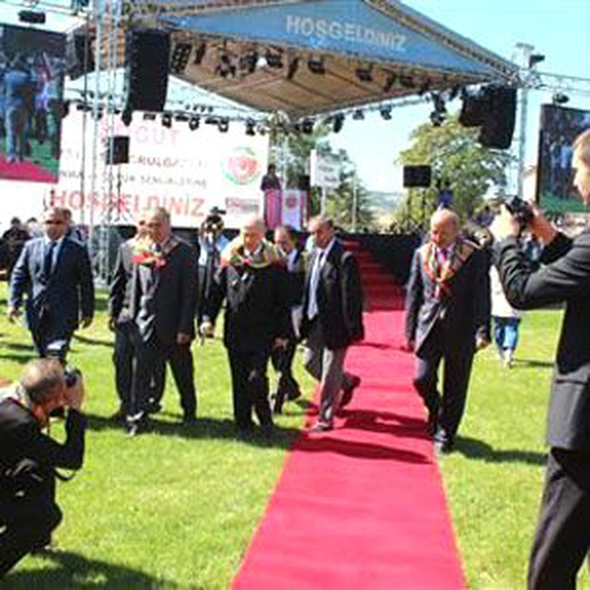 Devlet Bahçeli Düştü