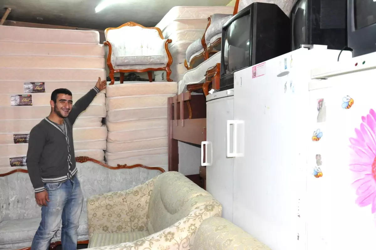 Ikinci El Esya Pazarinda Ogrenci Hareketliligi Erzurum