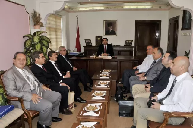 Anadolu Üniversitesi ve Erzincan Üniversitesi Arasında Protokol İmzalandı Anadolu Üniversitesi ve Erzincan Üniversitesi Arasında Protokol İmzalandı