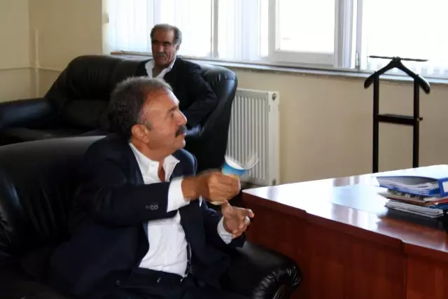 İlhan Aküzüm, Başkan Nevzat Bozkuş'u Ziyaret Etti