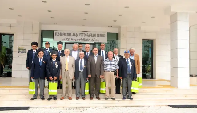 Kurtulan'dan Gazilere Yeni Dernek Binası Müjdesi Kurtulan'dan Gazilere Yeni Dernek Binası Müjdesi