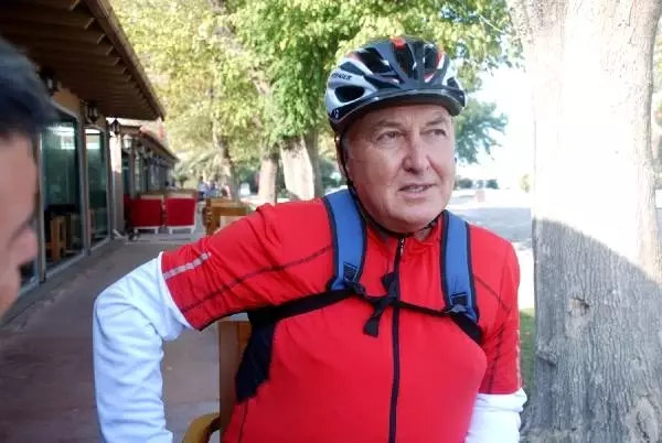 Profesör Ercan'dan Deprem ile İlgili Rahatlatan Açıklama Profesör Ercan'dan Deprem ile İlgili Rahatlatan Açıklama