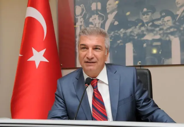 Karşıyaka Belediye Başkanı AP'den Fon İsteyecek