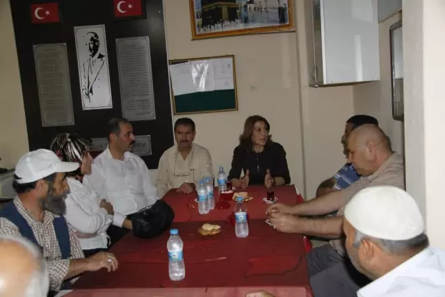 AK Parti İzmir Vekili Nesrin Ulema Tezkere Hakkında Konuştu Açıklaması AK Parti İzmir Vekili Nesrin Ulema Tezkere Hakkında Konuştu Açıklaması