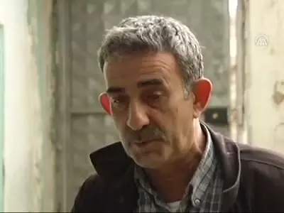 'Bu Binada Çalınacak Eşya Kalmamıştır' 'Bu Binada Çalınacak Eşya Kalmamıştır'