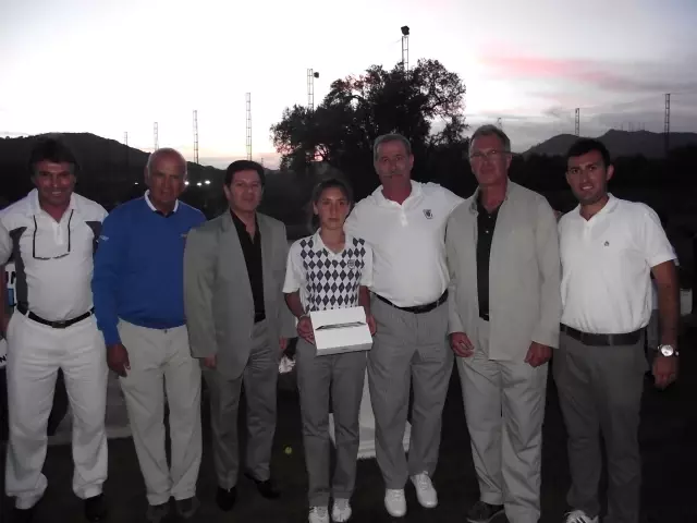 Golfe Turnuvasında Ödüler Sahiplerini Buldu Golfe Turnuvasında Ödüler Sahiplerini Buldu