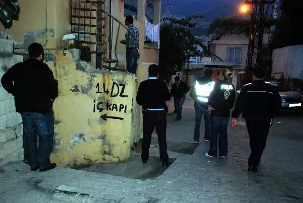 İskenderun�da Uyuşturucu Operasyonu 15 Gözaltı Haberler