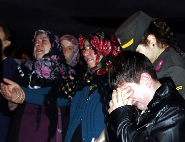 Şehidin Cenazesi Memleketine Getirildi Şehidin Cenazesi Memleketine Getirildi