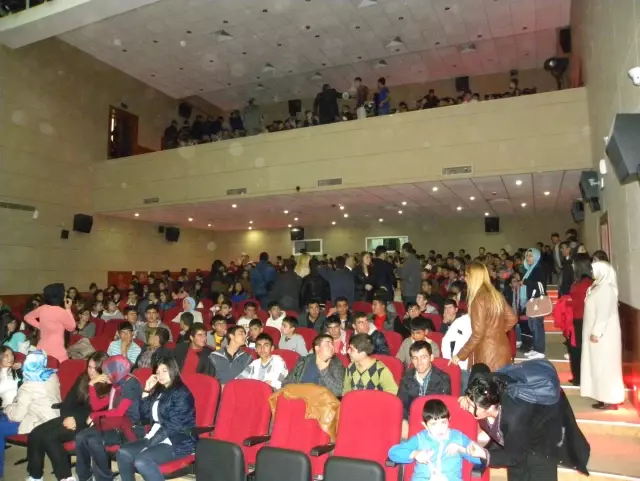 Develi'de Çanakkale Filmi Gişe Rekoru Kırdı Develi'de Çanakkale Filmi Gişe Rekoru Kırdı