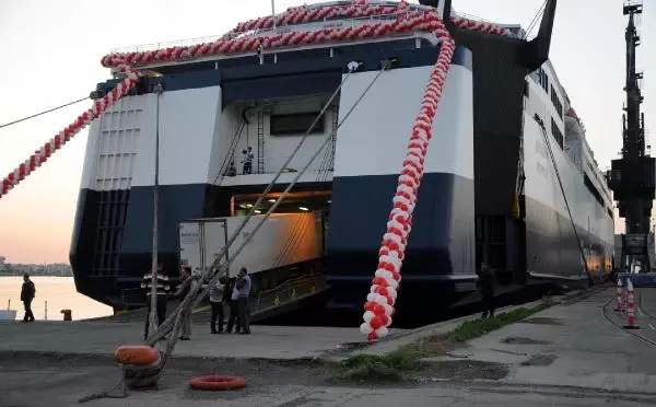 İskenderun'dan İsrail'e Ticari Gemi Seferleri Başladı