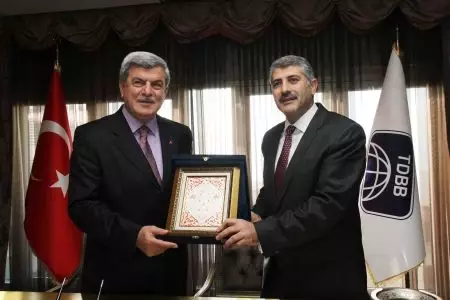 TDBB ve Yunus Emre Enstitüsü Arasında Protokol