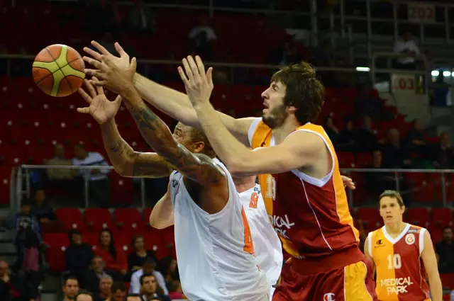 Galatasaray Medical Park: 84 - Mersin Büyükşehir Belediyesi: 73