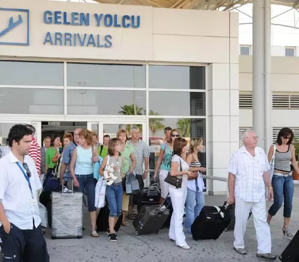 Ruslar Almanlar'ın Bir Adım Önünde