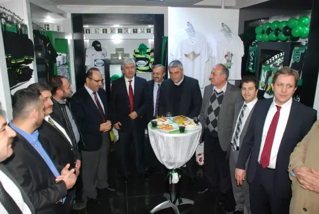 Akhisar Belediyespor Store Açıldı
