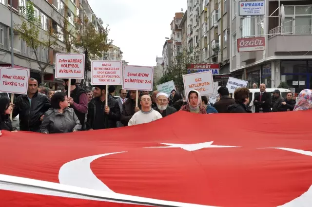 Engelliler Günü Yürüyüşü