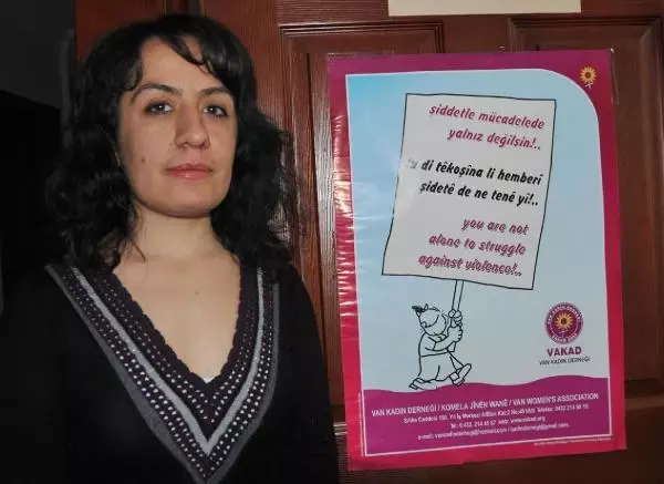Van'da Şiddet Gören 3 Öğretmen Vakad'a Başvurdu