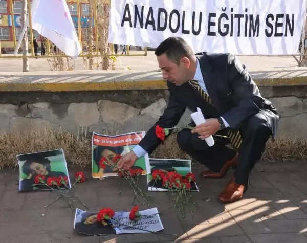 Konya'da Öldürülen Kadın Öğretmen