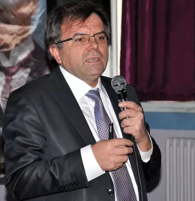 Muş'ta 'Anadolu'dan Afrika'ya Şefkat Eli' Konferansı