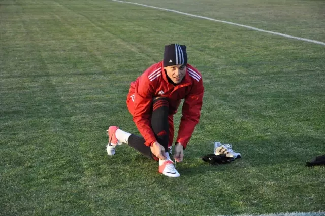 Kayserispor Başiktaş Maçına Hücum Ağırlıklı Çıkacak Kayserispor Başiktaş Maçına Hücum Ağırlıklı Çıkacak