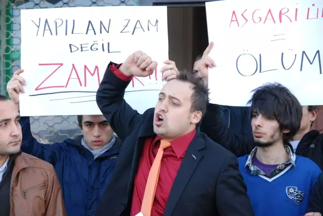 CHP'li Gençler, Asgari Ücret Artışını Protesto Etti - Haber