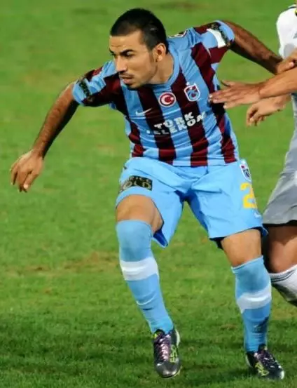 Adanaspor, Trabzonspor'dan Barış Ataş'la Anlaştı Adanaspor, Trabzonspor'dan Barış Ataş'la Anlaştı