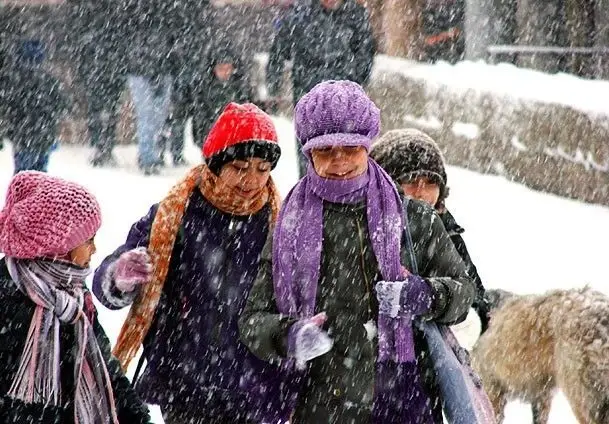 Midyat'ta Okullar Bir Gün Tatil Edildi Midyat'ta Okullar Bir Gün Tatil Edildi