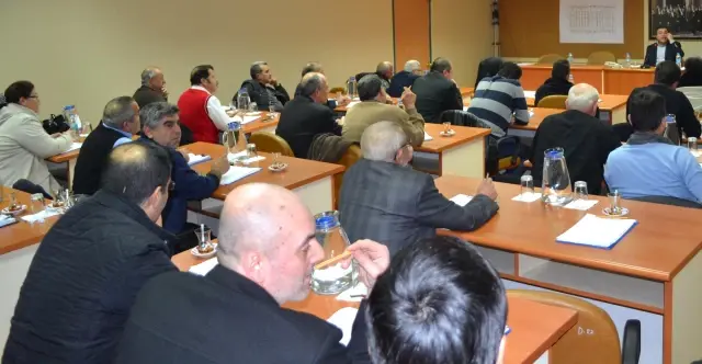 Turgutlu Belediyesi Meclis Toplantısı Yapıldı Turgutlu Belediyesi Meclis Toplantısı Yapıldı