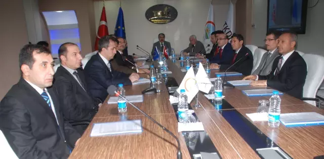 Vali Çınar'dan Tkdk'ya Ziyaret