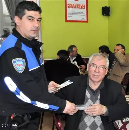 Emniyet, İnternetin Zararlarına Dikkat Çekti