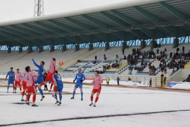 Yakutiyespor: 2 Kalkanderespor: 1
