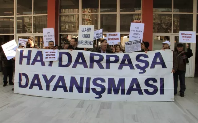 Sirkeci Garı'nın Kapatılacak Olmasına Tepki Gösterdiler Sirkeci Garı'nın Kapatılacak Olmasına Tepki Gösterdiler