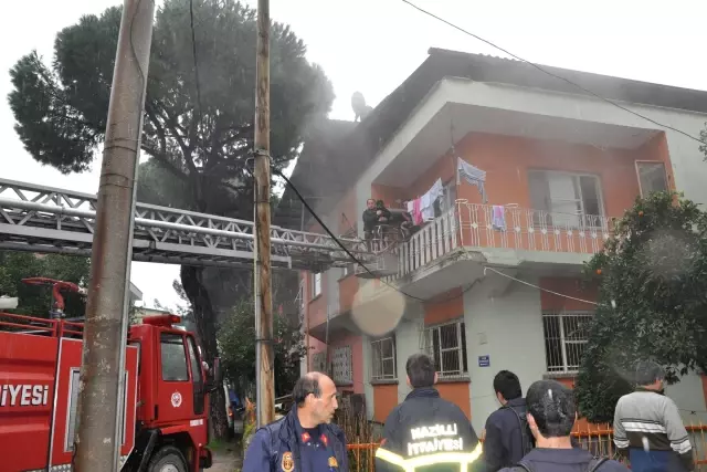 Nazilli'de Korkutan Ev Yangını Nazilli'de Korkutan Ev Yangını