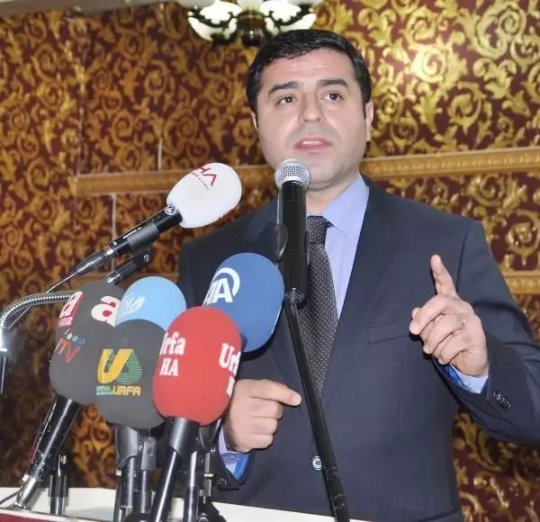 BDP'lilerin İmralı Ziyareti - Haber