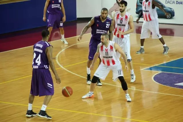 Erdemirspor: 69- Hacettepe Üniversitesi: 71 Erdemirspor: 69- Hacettepe Üniversitesi: 71