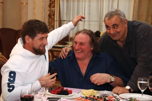 Çeçen Lider Kadirov, Fransız Aktör Depardieu'yu Ağırladı Çeçen Lider Kadirov, Fransız Aktör Depardieu'yu Ağırladı