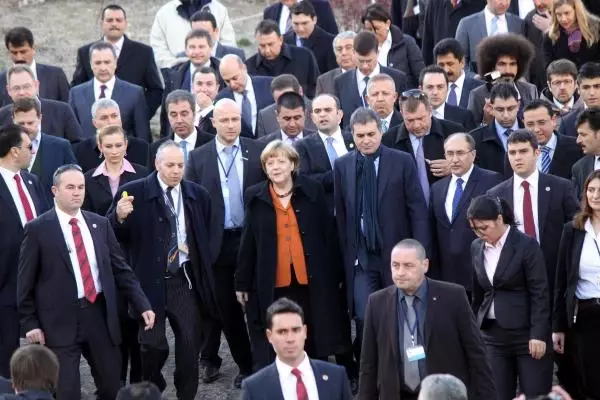 Merkel Kapadokya Turunda (2) Merkel Kapadokya Turunda (2)