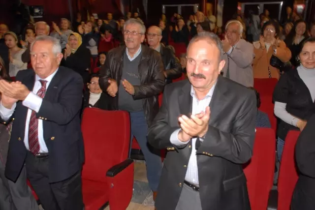 Fethiye'de 9. Yıl Coşkusu Fethiye'de 9. Yıl Coşkusu