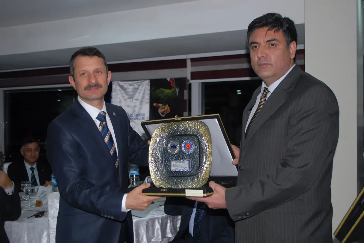 Burdur Vergi Rekortmenleri Ödül Töreni
