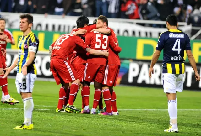 Besiktas Inonu Stadi Ndaki Son Derbi Maci Kazandi Spor