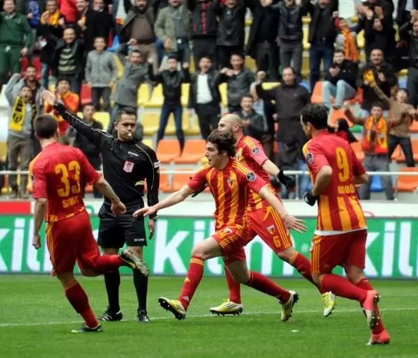 Kayserispor- Mersin İdmanyurdu Maçı 0-0 Devam Ediyor - Spor