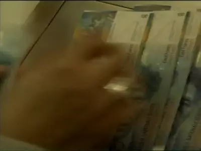 Referandum İsviçre'deki Ceo'lara Rekor Maaş Ödemelerini Frenleyecek