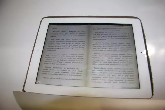 Bursa Kitap Fuarı Kapılarını Açtı