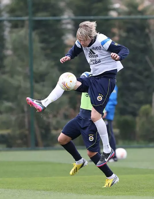Fenerbahçe,viktoria Plzen Maçı Hazırlıklarına Ara Vermeden Başladı