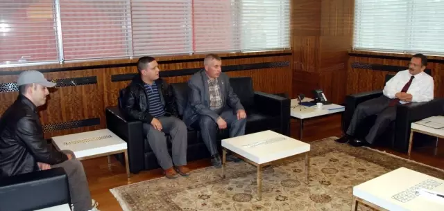 Evi Yanan Aileden, Özhaseki'ye Teşekkür Ziyareti Evi Yanan Aileden, Özhaseki'ye Teşekkür Ziyareti