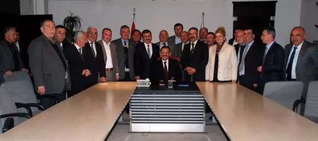 Evi Yanan Aileden, Özhaseki'ye Teşekkür Ziyareti Evi Yanan Aileden, Özhaseki'ye Teşekkür Ziyareti